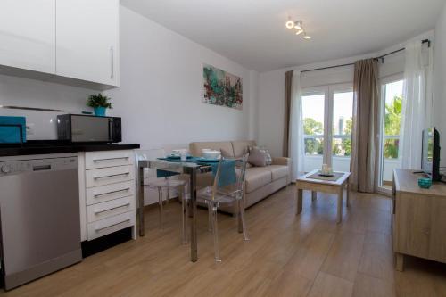 Vistamarina B208 By Ivi Real Estate Apartman Torremolinos Kültér fotó