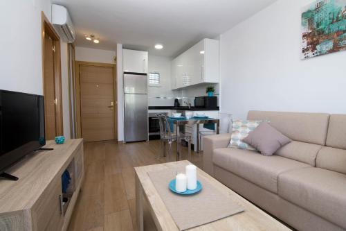 Vistamarina B208 By Ivi Real Estate Apartman Torremolinos Kültér fotó